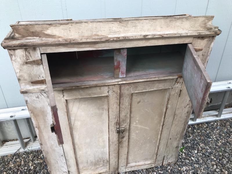 dirty cabinet