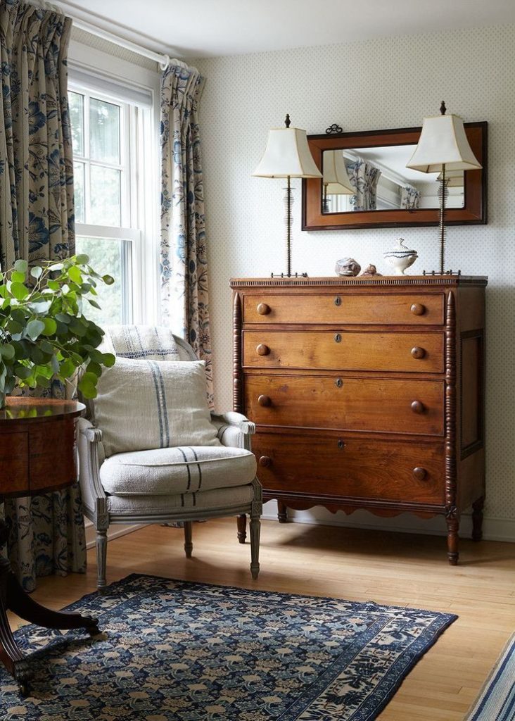 what is my decorating style? Traditional living room