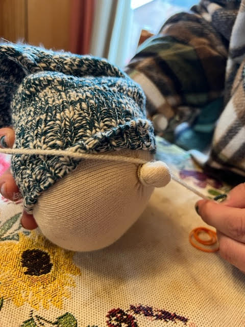 adding yarn the the nose