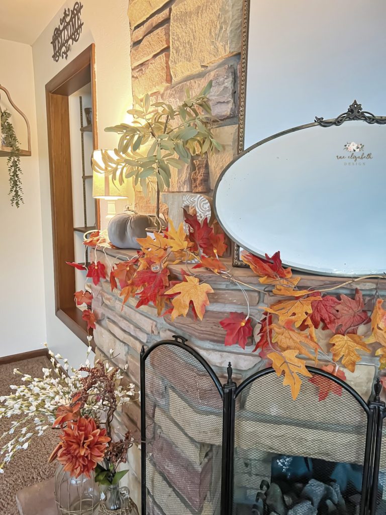 Mirrors and autumn style mantle